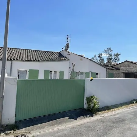 Spacieuse Maison 200m A De La Avec Climatisation Et Balneotherapie * Rivedoux-Plage