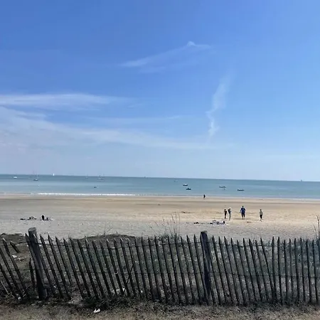 Spacieuse Maison 200m à De La Avec Climatisation Et Balnéotherapie Hébergement de vacances Rivedoux-Plage
