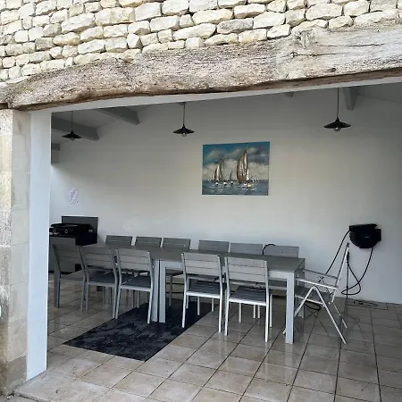 Spacieuse Maison 200m A De La Avec Climatisation Et Balneotherapie *